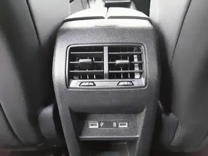 Photo 17 Peugeot 308  PHEV 180 e-EAT8