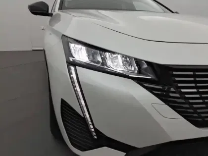 Photo 15 Peugeot 308  PHEV 180 e-EAT8