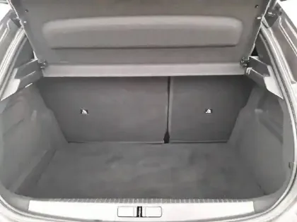 Photo 29 Peugeot 208  PureTech 100 S&S EAT8