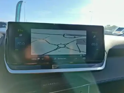 Photo 23 Peugeot 2008  Electrique 136 ch