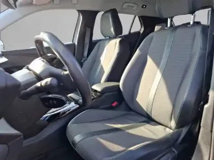 Photo 10 Peugeot 2008  Electrique 136 ch