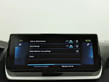 Photo 94 Peugeot 2008  Electrique 136 ch