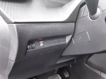 Photo 84 Peugeot 2008  Electrique 136 ch