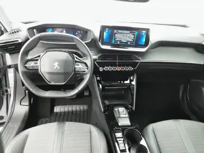 Photo 35 Peugeot 2008  Electrique 136 ch