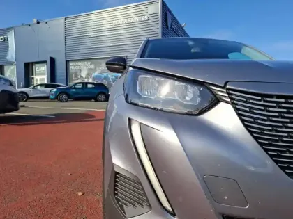 Photo 15 Peugeot 2008  Electrique 136 ch