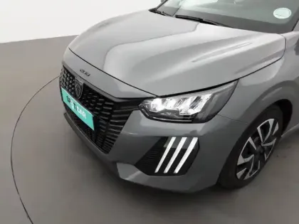 Photo 15 Peugeot 208  PureTech 75 S&S BVM5