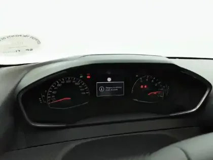 Photo 9 Peugeot 208  PureTech 75 S&S BVM5