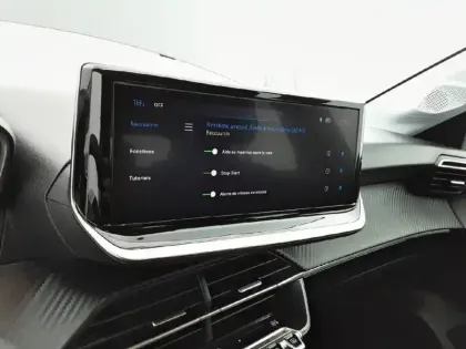 Photo 19 Peugeot 208  PureTech 75 S&S BVM5