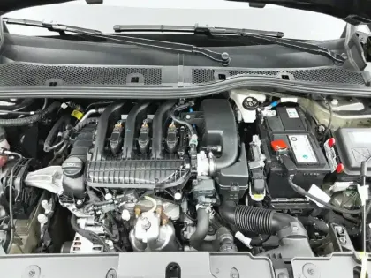 Photo 36 Peugeot 208  PureTech 75 S&S BVM5