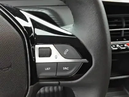 Photo 40 Peugeot 208  PureTech 75 S&S BVM5