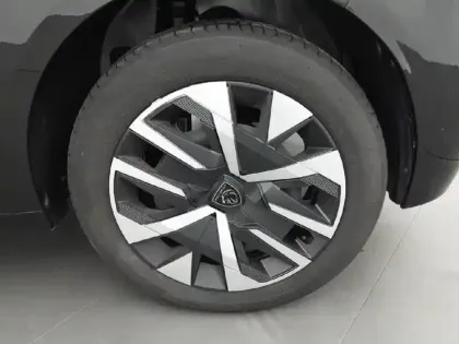 Photo 34 Peugeot 208  PureTech 75 S&S BVM5
