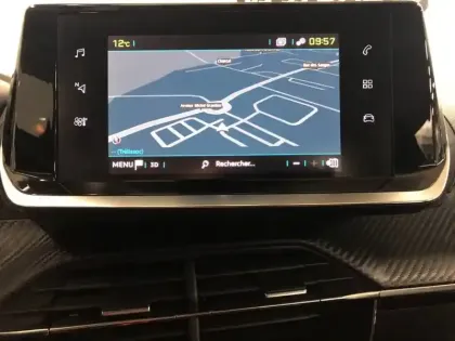 Photo 4 Peugeot 2008  Moteur électrique 136 ch