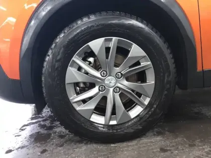 Photo 9 Peugeot 2008  Moteur électrique 136 ch