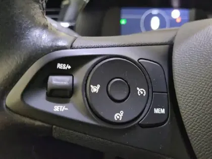 Photo 25 Opel Corsa  1.5 Diesel 100 ch BVM6