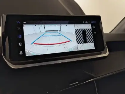 Photo 17 Peugeot 208  Hybrid 110 e-DCS6