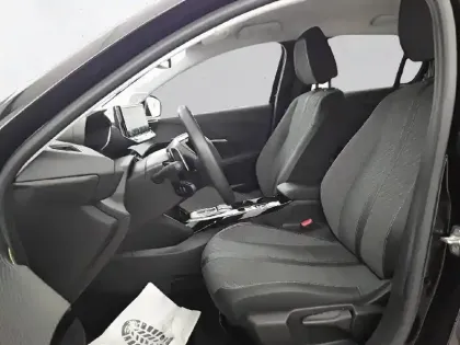 Photo 10 Peugeot 208  Hybrid 110 e-DCS6