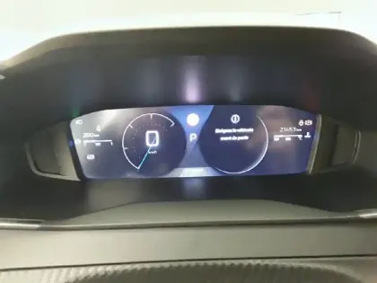 Photo 33 Peugeot 208  Hybrid 100 e-DCS6