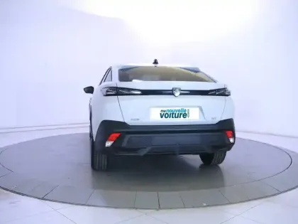 Photo 6 Peugeot 408  Hybrid 136 e-DCS6