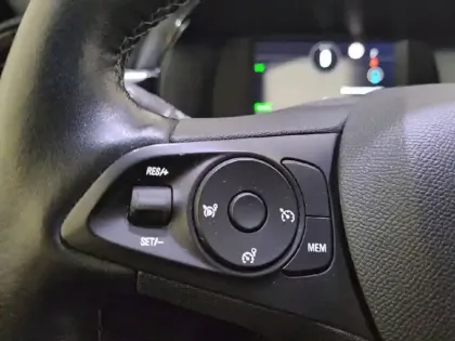 Photo 52 Opel Corsa  Electrique 136 ch & Batterie 50 kw/h