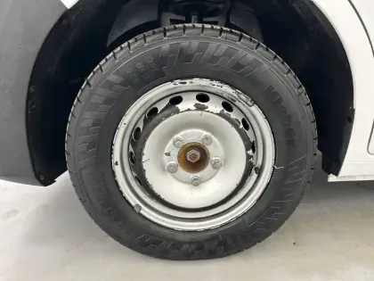 Photo 18 Renault Master  FGN TRAC F3500 L2H2 DCI 135