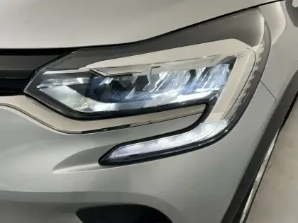 Photo 59 Renault Captur  TCe 90 - 21