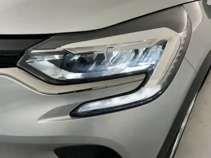 Photo 29 Renault Captur  TCe 90 - 21