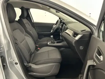 Photo 47 Renault Captur  TCe 90 - 21