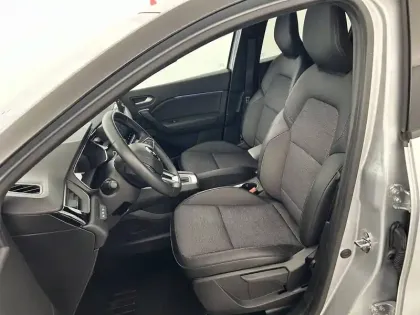 Photo 17 Renault Captur  E-Tech 145