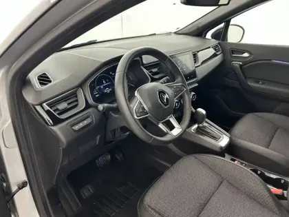 Photo 18 Renault Captur  E-Tech 145