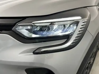 Photo 29 Renault Captur  E-Tech 145