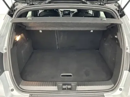 Photo 26 Renault Captur  E-Tech 145