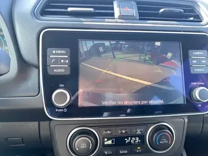 Photo 77 Nissan Leaf  Electrique 40kWh