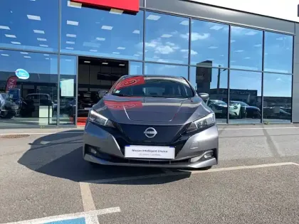 Photo 65 Nissan Leaf  Electrique 40kWh