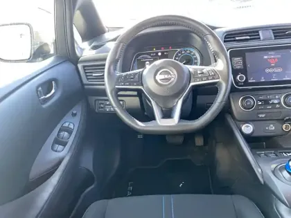 Photo 85 Nissan Leaf  Electrique 40kWh