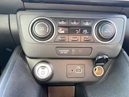 Photo 83 Nissan Leaf  Electrique 40kWh