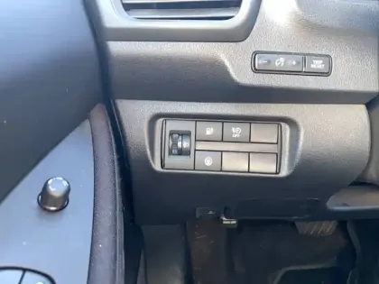 Photo 84 Nissan Leaf  Electrique 40kWh