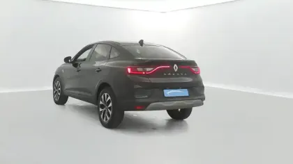 Photo 37 Renault Arkana  mild hybrid 140 EDC FAP - 22