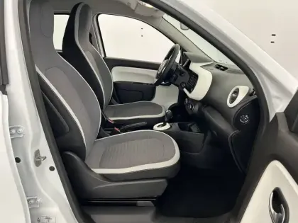 Photo 22 Renault Twingo  III Achat Intégral - 21