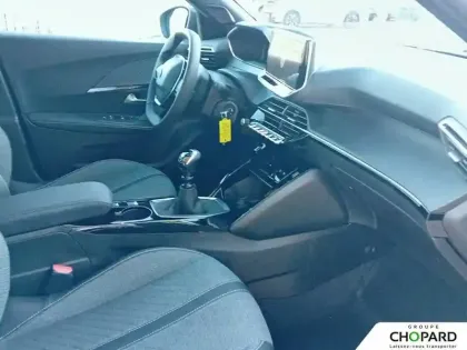 Photo 63 Peugeot 2008  100 S&S BVM6