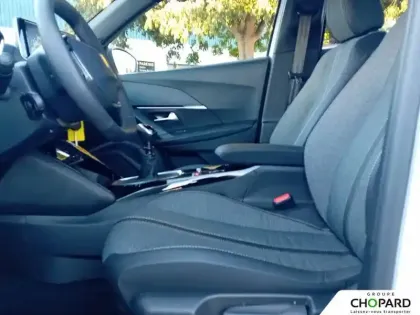 Photo 112 Peugeot 2008  100 S&S BVM6