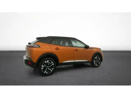 Photo 8 Peugeot 2008  PureTech 130 S&S EAT8