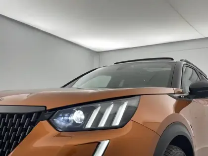 Photo 30 Peugeot 2008  PureTech 130 S&S EAT8