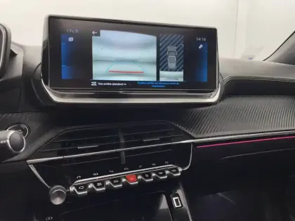 Photo 27 Peugeot 2008  PureTech 130 S&S EAT8