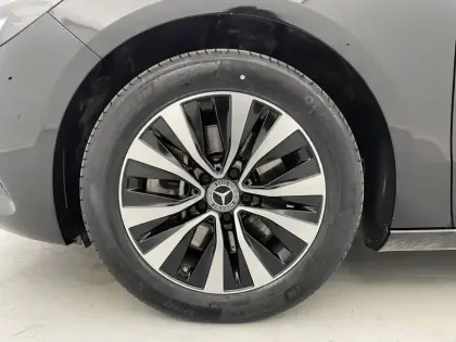 Photo 82 Mercedes Classe B  250 e 8G-DCT