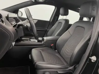 Photo 47 Mercedes Classe B  250 e 8G-DCT