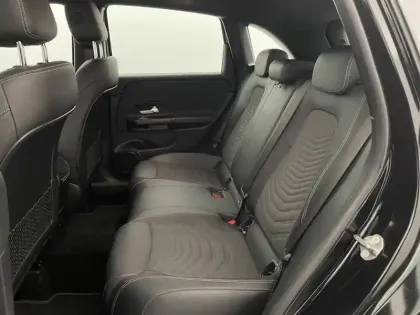 Photo 48 Mercedes Classe B  250 e 8G-DCT