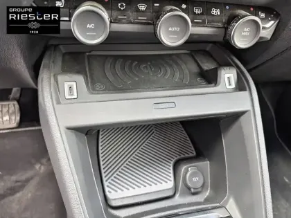 Photo 42 Citroën C4 e- 136 ch autonomie standard  Automatique