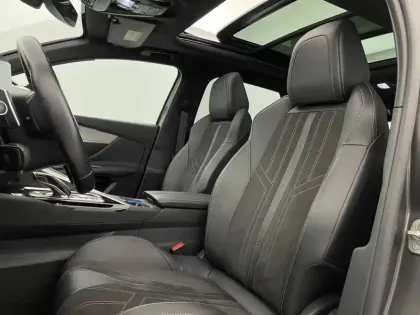 Photo 13 Peugeot 3008  Puretech 130ch S&S EAT8