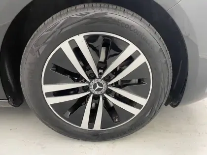 Photo 12 Mercedes Classe A  250 e 8G-DCT