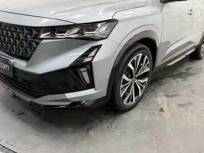 Photo 25 Renault Espace  full hybrid E-Tech 200 ch 5pl